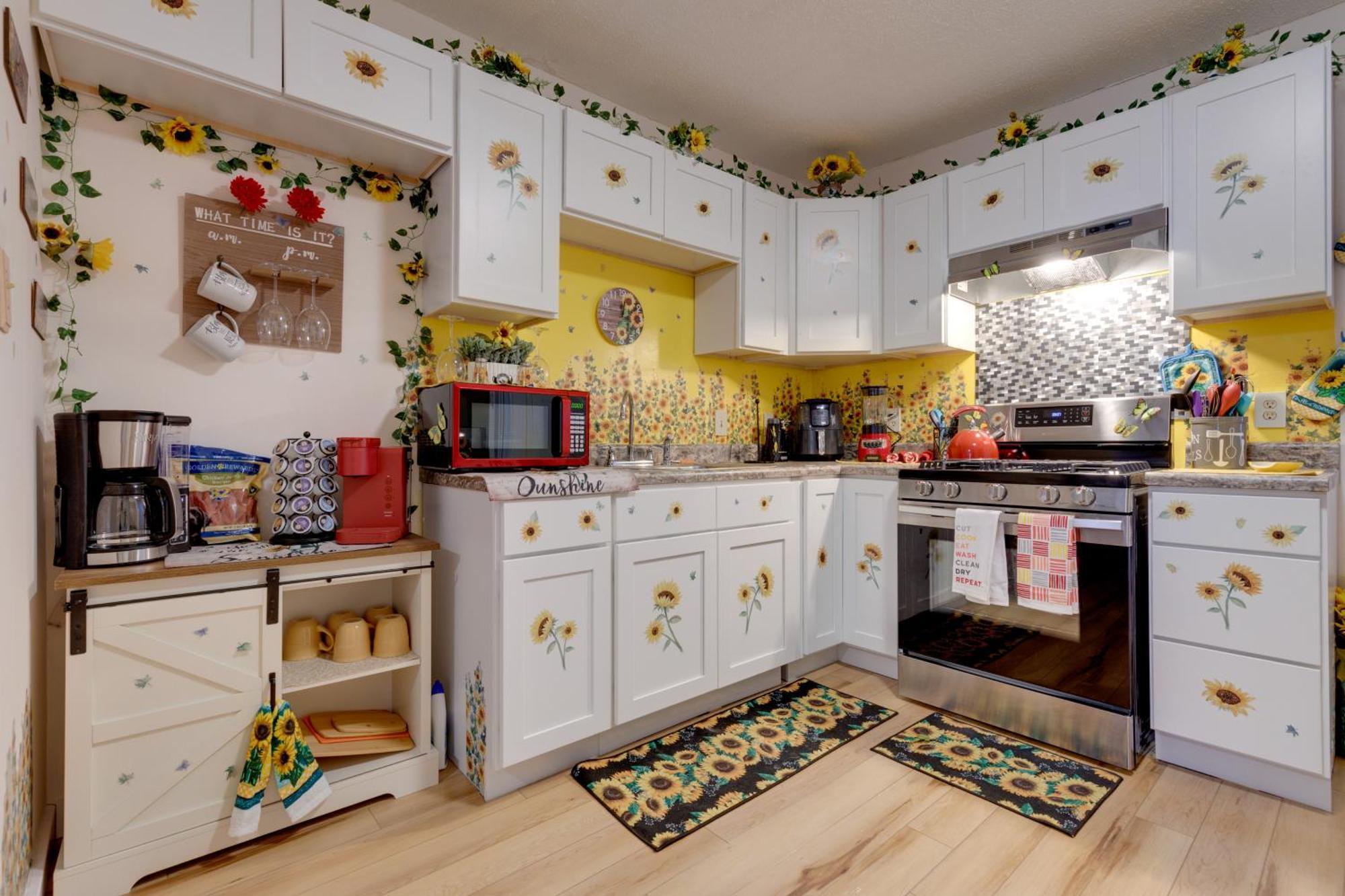 Stunning Gulfport Getaway About 1 Mi To The Beach Extérieur photo
